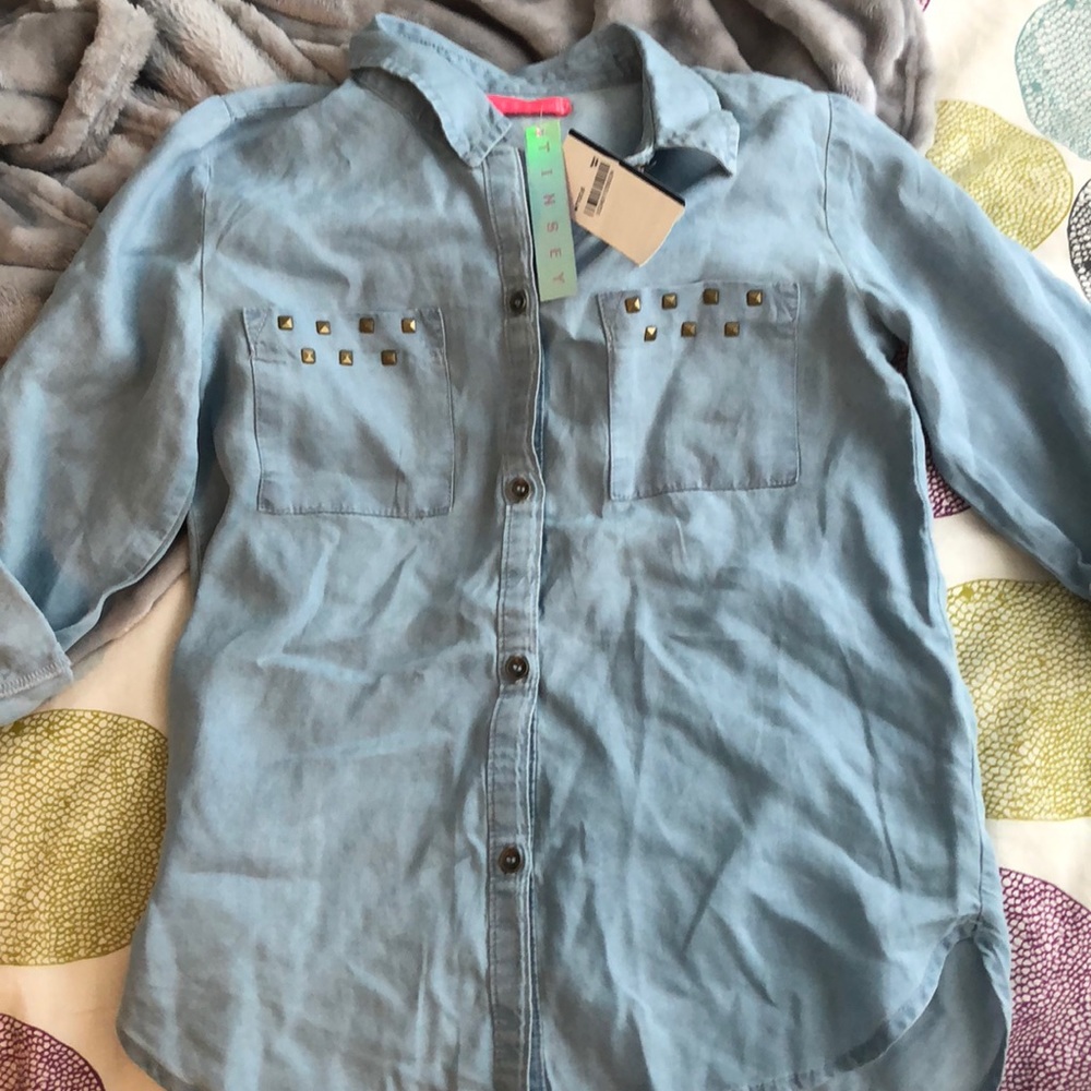 NWT cute jean shirt